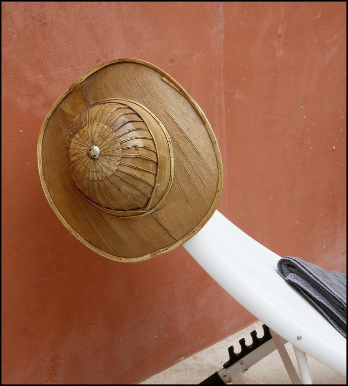 La Maison Rouge D'Uzes B&B Bagian luar foto