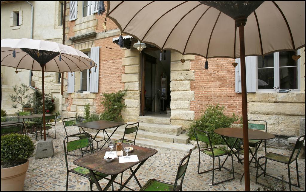 La Maison Rouge D'Uzes B&B Bagian luar foto