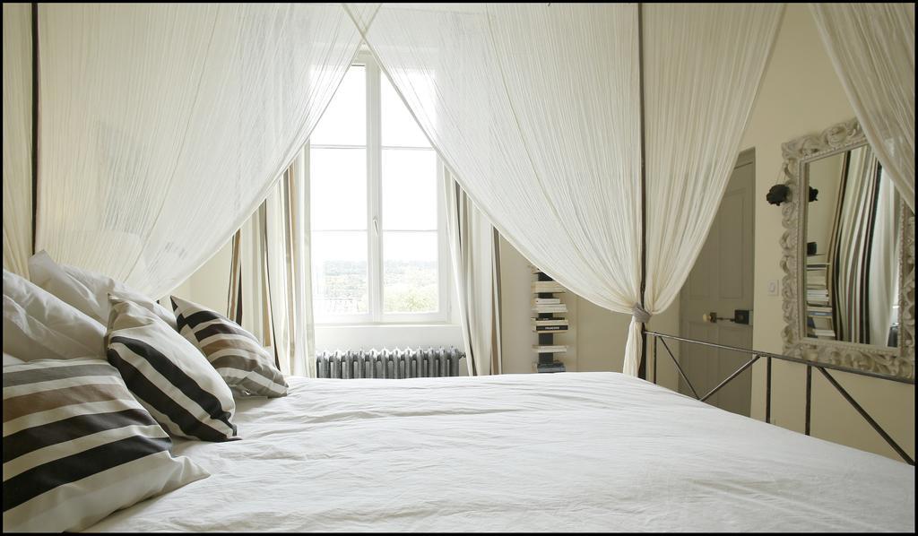 La Maison Rouge D'Uzes B&B Bagian luar foto