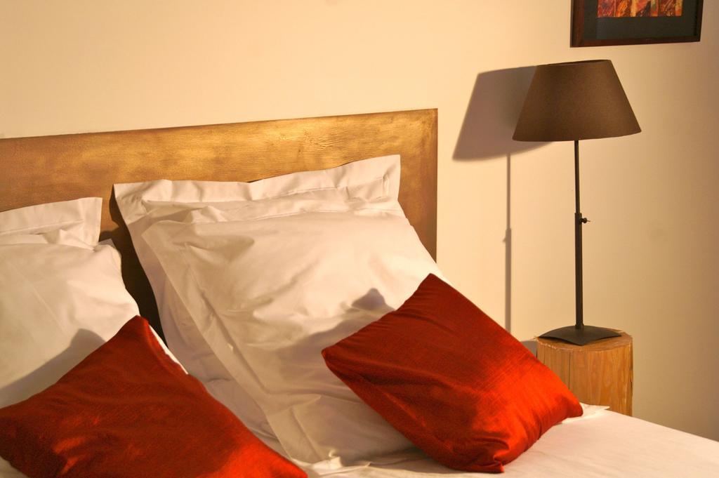 La Maison Rouge D'Uzes B&B Bagian luar foto